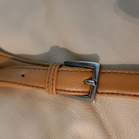 Giani Bernini Crossbody Leather Bag - Picture 6 of 6